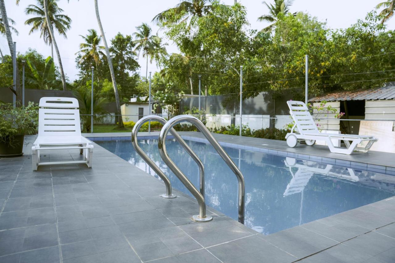 Waves And Shores Beach Villa Mararikulam Zewnętrze zdjęcie